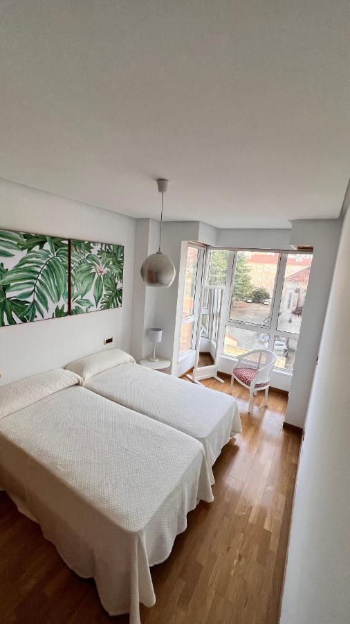Apartamentos San Martin Ourense Centro 2 Buitenkant foto